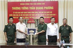 Phó chủ tịch Quốc hội Trần Quang Phương làm việc tại Quân khu